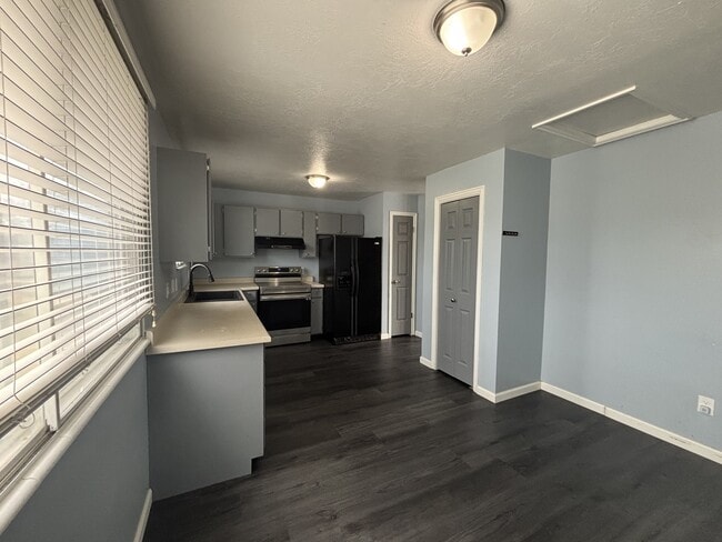 Building Photo - 4042 Powder View Cir