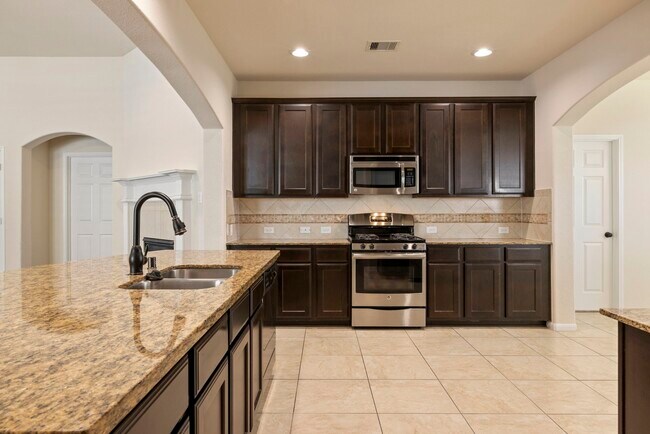 Building Photo - 3310 Retama Falls Ln