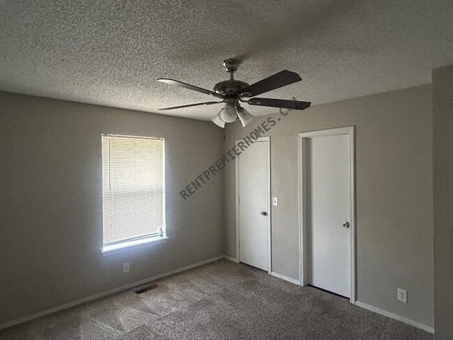 Building Photo - 3332 S 140th E Ave