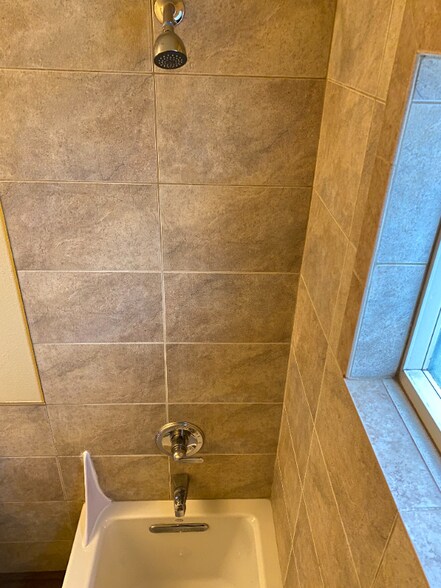 Building Photo - 3901 15th Ave S