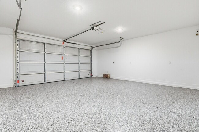 Building Photo - 8147 E Paloma Ave