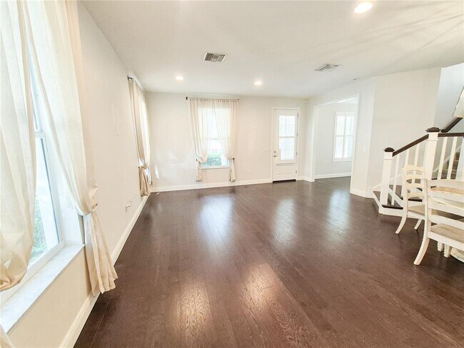 Building Photo - 3444 Cowart St