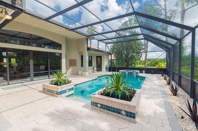 Building Photo - 8060 Kiawah Trce