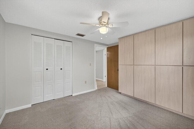 Building Photo - 7725 Summertree Ln