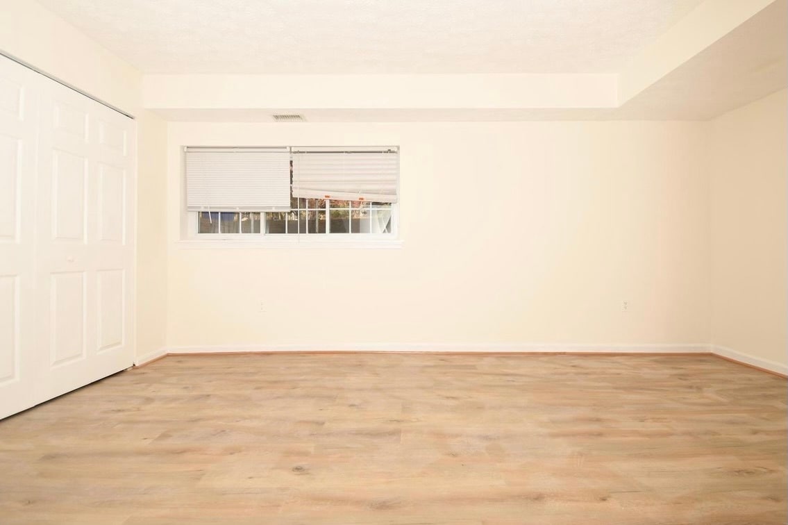 Building Photo - 13246 Bayberry Dr