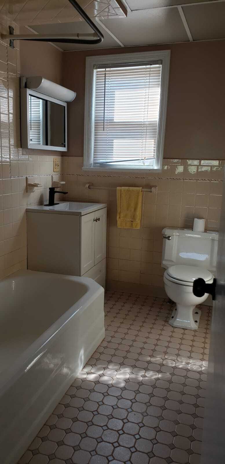 Bath - 301 N 1st Ave