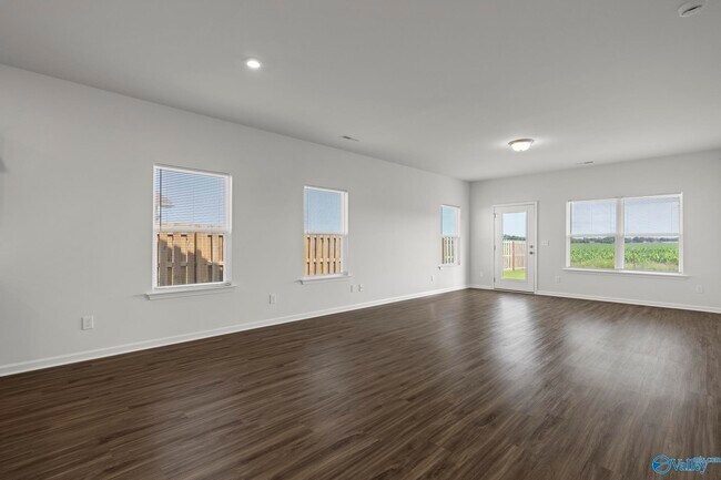 Building Photo - 141 Story Ray Dr