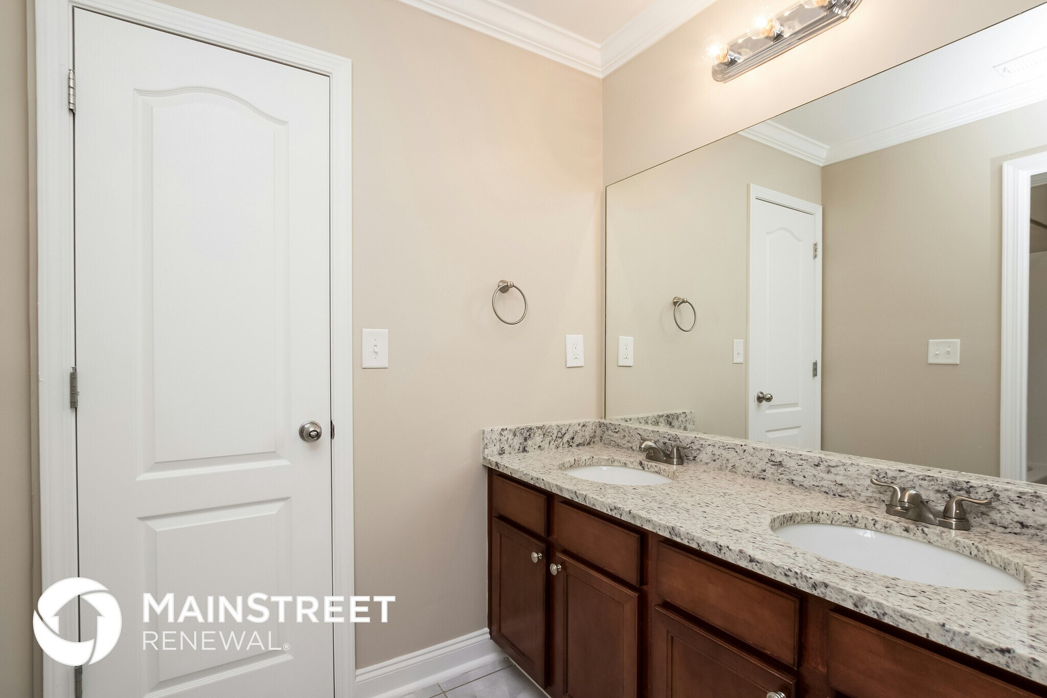 Building Photo - 4129 Eldon Dr