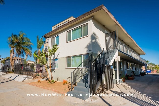 Primary Photo - Light and bright Sherman Heights 1 Bedroom...