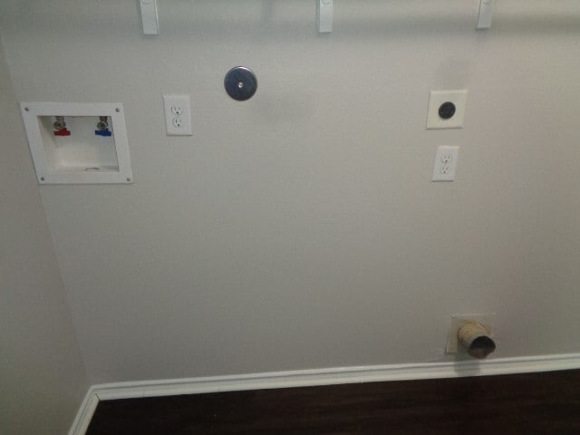 Building Photo - 2031 Treasure Mountain Dr