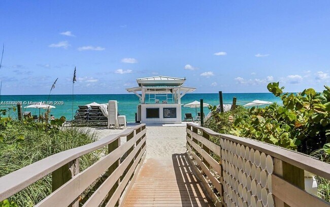 Building Photo - 4779 Collins Ave