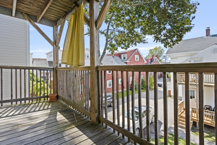 Building Photo - 30 Cutts Ave