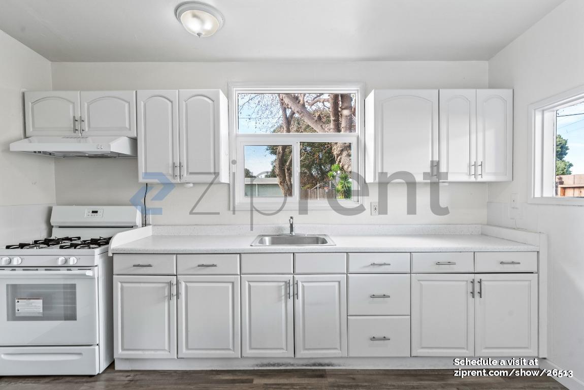 Building Photo - 2802 Georgetown St