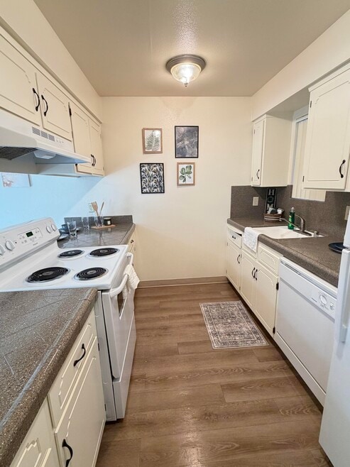 Building Photo - Park Place Apartments