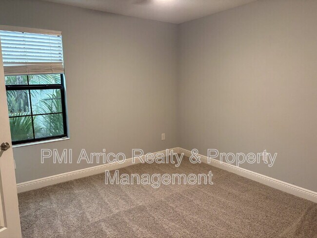 Building Photo - 12860 Satin Lily Dr