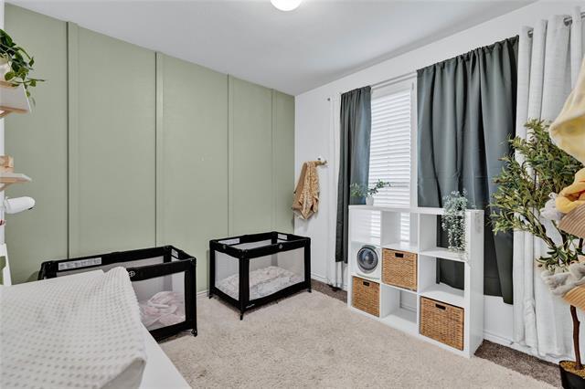 Building Photo - 717 Rawhide Way