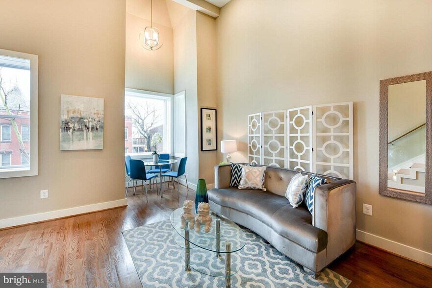 Building Photo - 3 S St NW