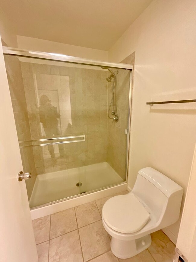 Building Photo - Northgate Village -  3 bedroom, 2.5 bath Townhouse!