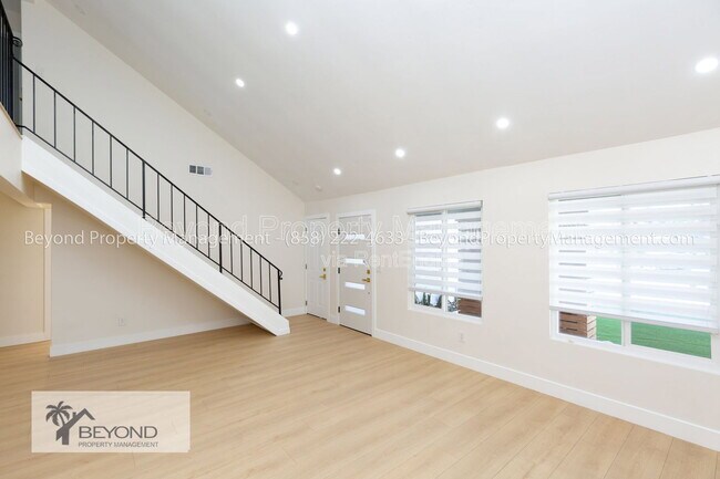 Building Photo - 8987 Jade Coast Ln