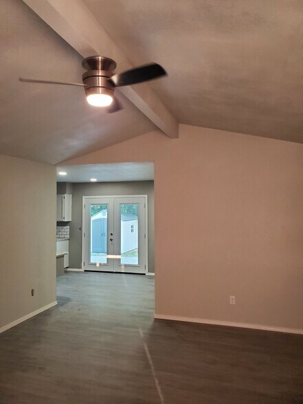Building Photo - 16301 Malden Dr