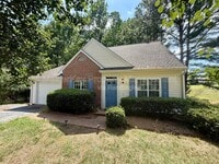 Building Photo - 327 St Thomas Dr