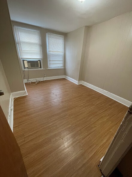 Bedroom - 3610 Olive St