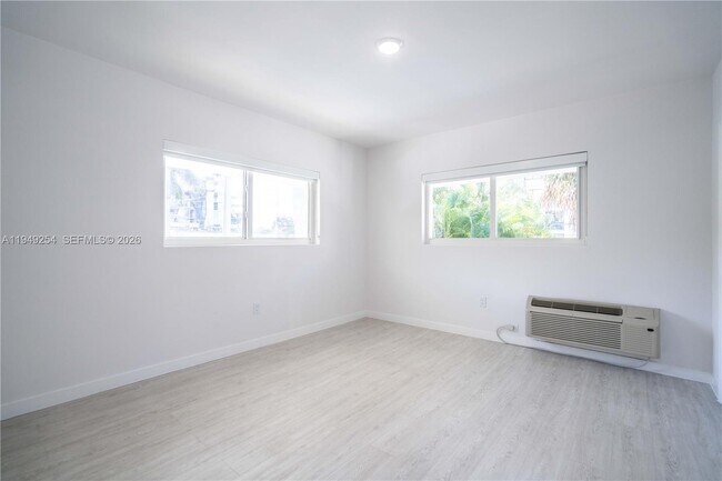 Building Photo - 1185 98th St