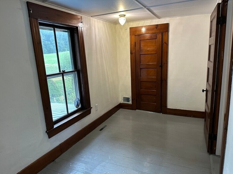 Bedroom - 61 Chesterfield Rd