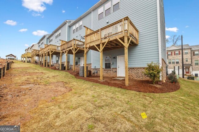Building Photo - 135 Matson Run SW