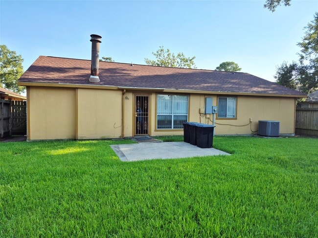 Building Photo - 13211 Whitchurch Way