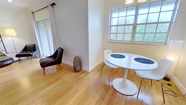 Building Photo - 11631 SW 2nd St