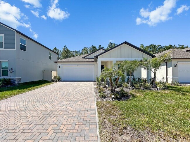 Building Photo - 18334 Serene Lk Lp