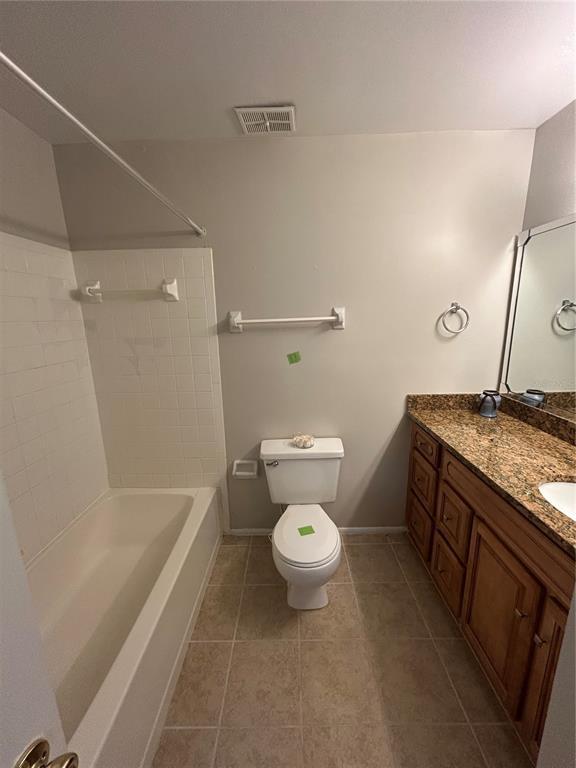 Building Photo - 636 Kenwick Cir