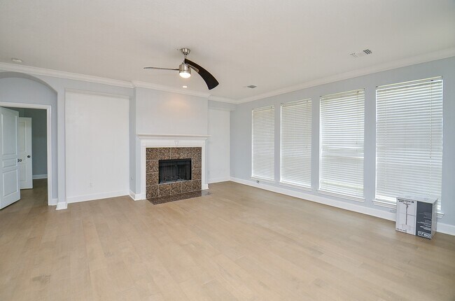 Building Photo - 14203 Marina Bay Ln