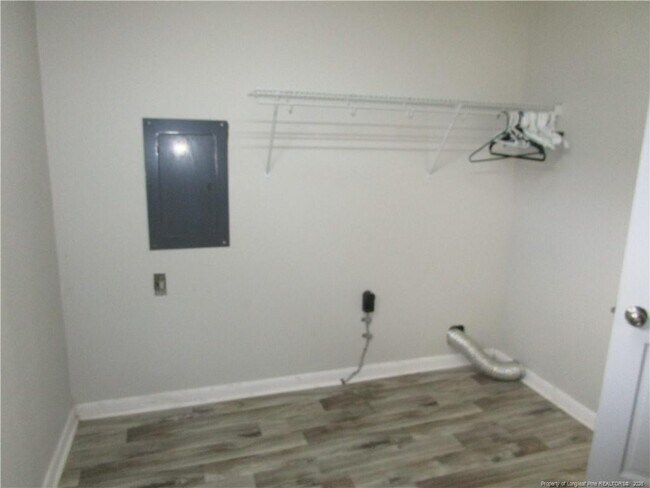 Building Photo - 2516 Cumberland Rd