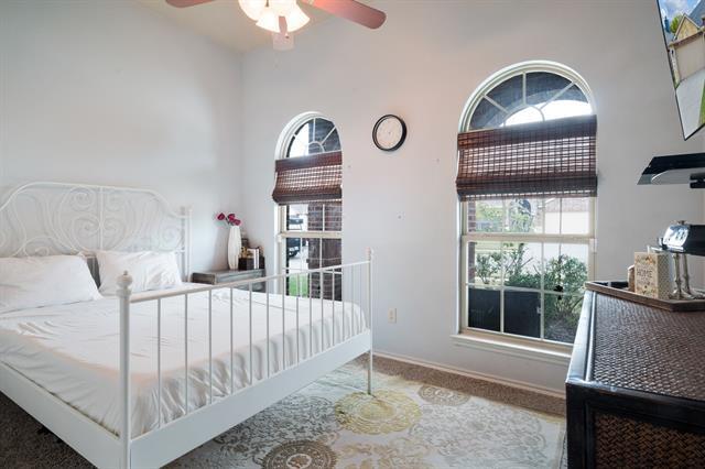 Building Photo - 1120 Cheyenne Dr