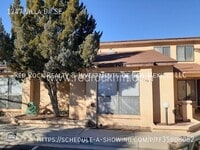 Building Photo - 1247 Villa Dr SE