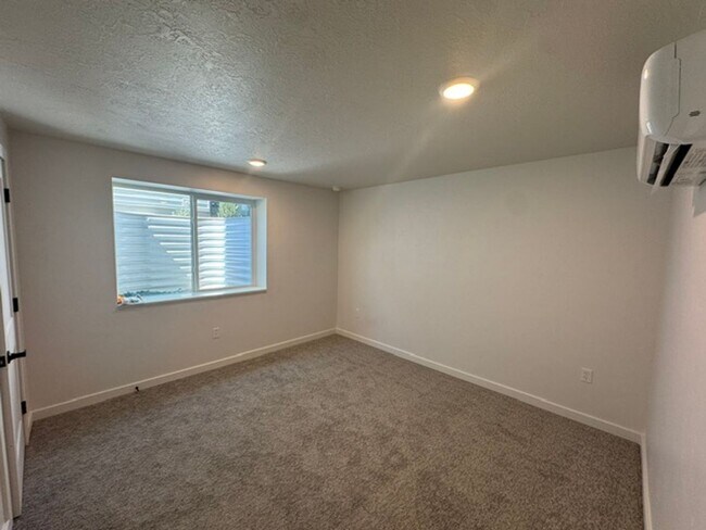 Building Photo - 2804 W 2710 N