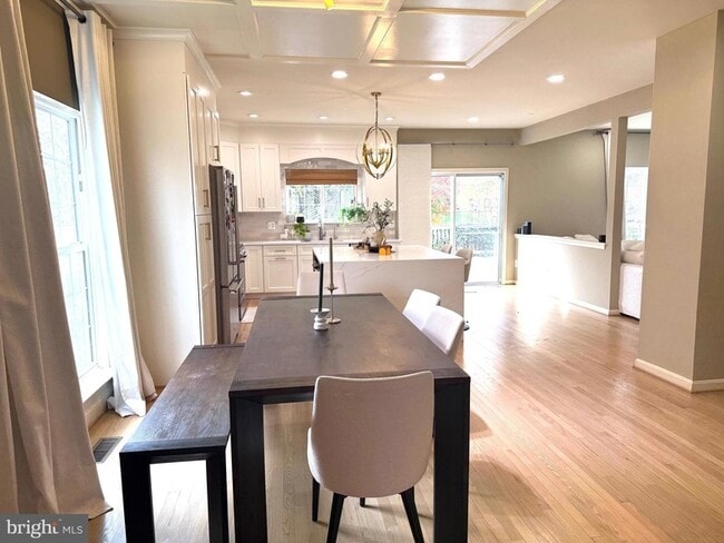 Building Photo - 21201 Sundial Ct