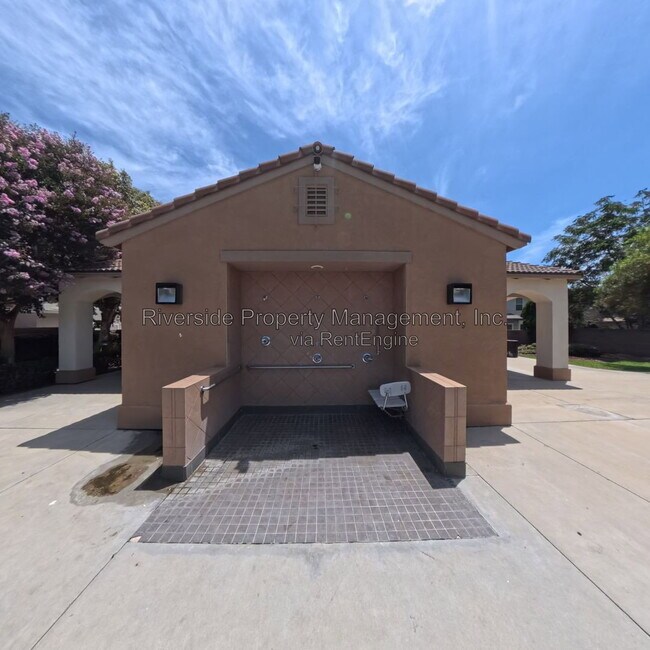 Building Photo - 4031 Cey Ct