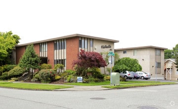 Building Photo - VALHALLA APTS