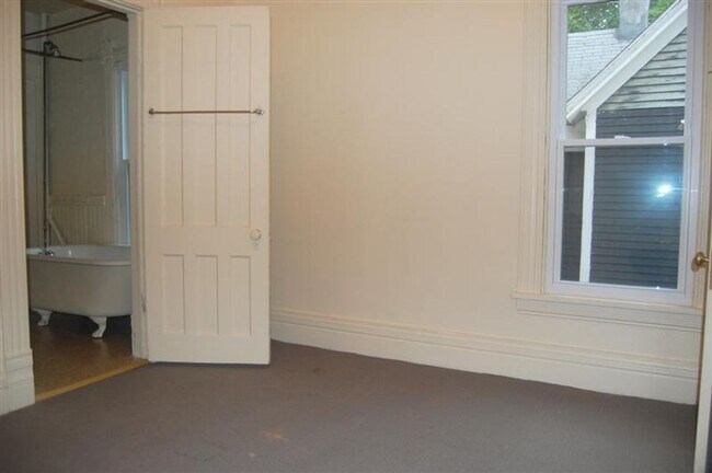 Building Photo - Energy Efficient 2 Bedroom One Block From ...