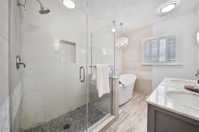 Building Photo - 2223 Dryden Rd