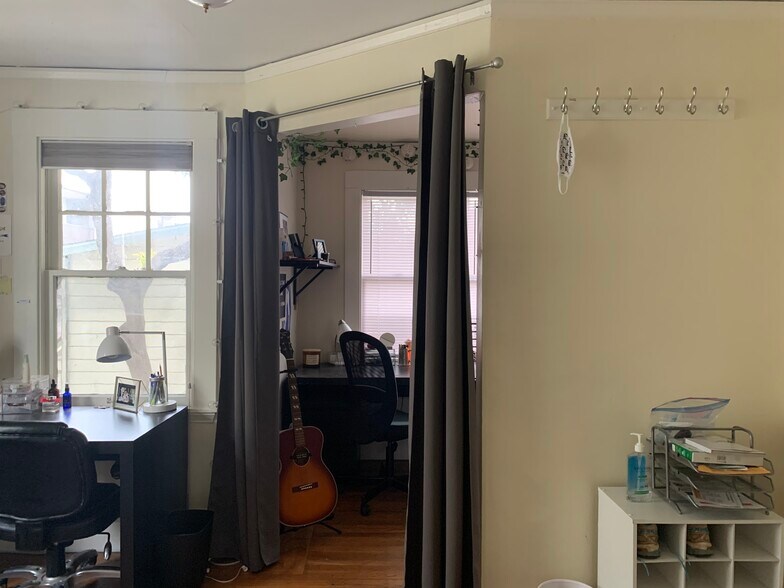 Building Photo - 2542 Hillegass Ave