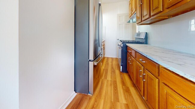 Building Photo - 105-28 63rd Rd