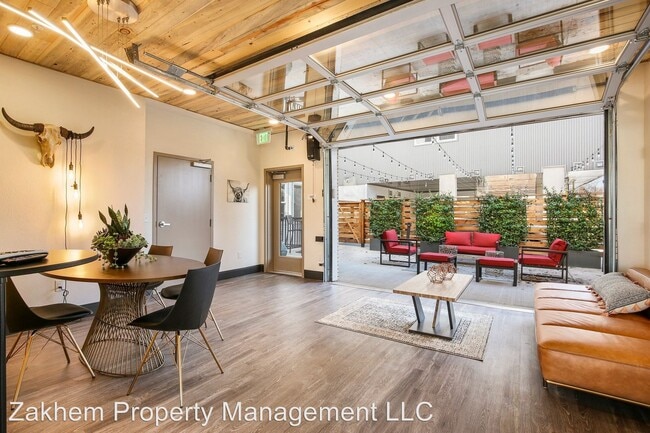 Building Photo - 3785 Yates St