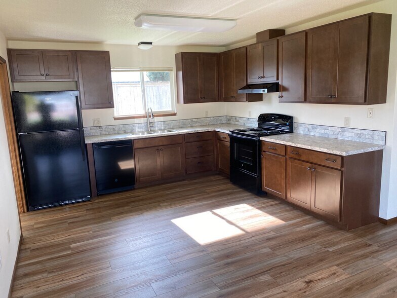 Building Photo - 1817 Taylor St