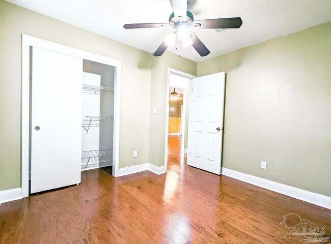 Building Photo - 4824 Randee Cir