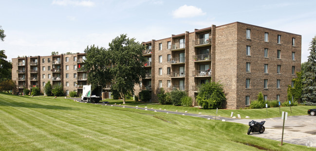 Primary Photo - Inverleith Apartments