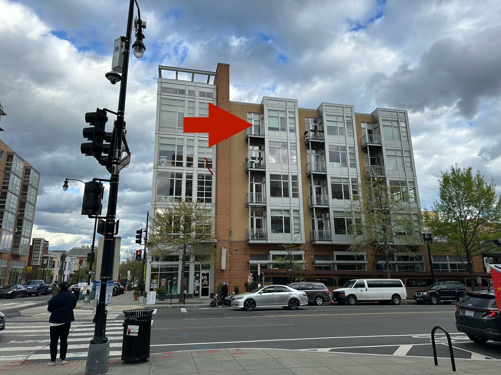 Street view of unit - 1390 V St NW